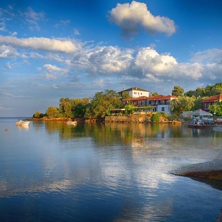 Villa Leonidas Greecefiloxenia Lefokastro Esterno foto