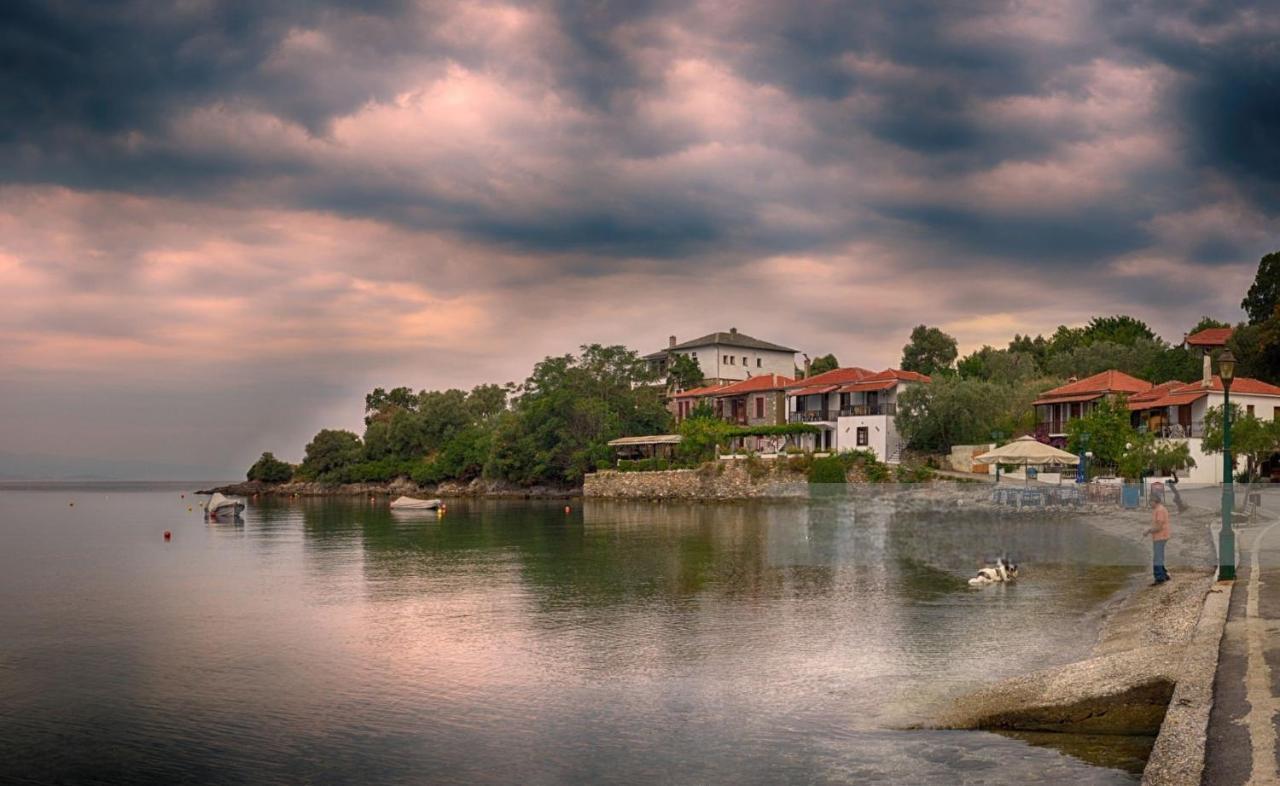 Villa Leonidas Greecefiloxenia Lefokastro Esterno foto