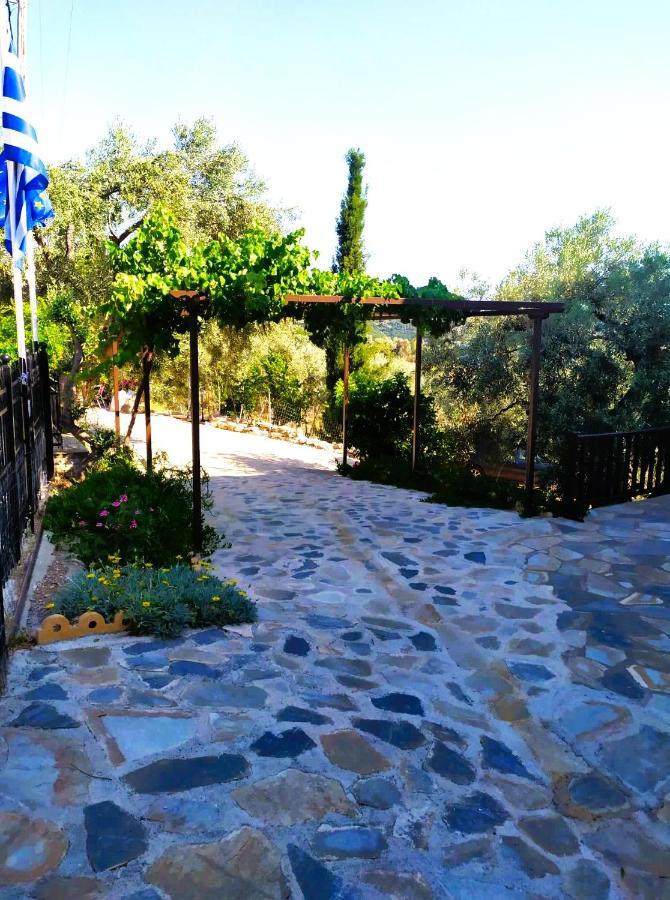 Villa Leonidas Greecefiloxenia Lefokastro Esterno foto